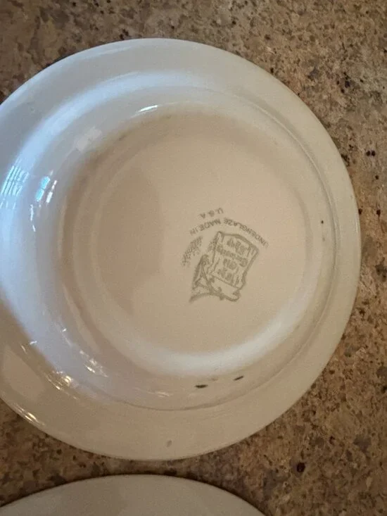 The Old Curiosity Shop 5 - Piece Green Dinner Dishes Vintage #1 - Picture 15 of 15